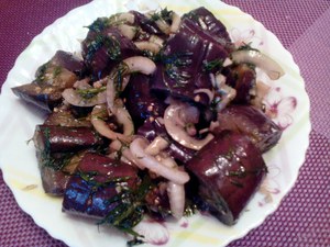 Маринованные баклажаны с луком