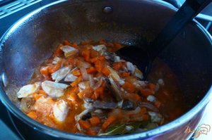 Скумбрия с овощами 