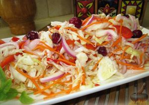 Закусочный салат  с капустой - полезные закуски