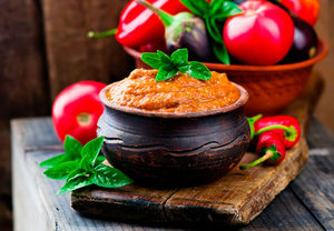 Вкусная овощная икр - кабачки, морковь, томаты