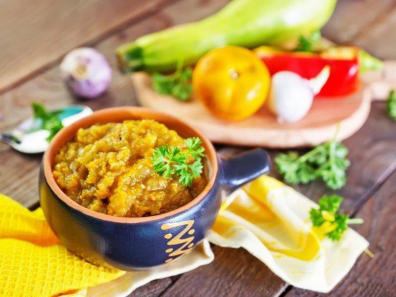 Домашняя кабачковая икра - готовим вкусные рецепты Домашняя кабачковая икра - простой и вкусный рецепт