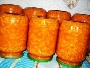 Салат с рисом - варианты зимних заготовок