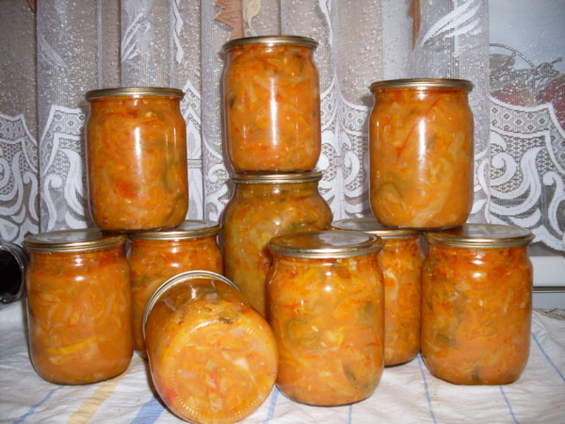 Вкусный салат с баклажанами и рисом - зимние заготовки