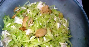 Сочная редька с курицей - вкусный и сытный салат