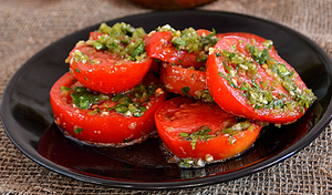 Помидоры маринованные с уксусом - по-корейски.