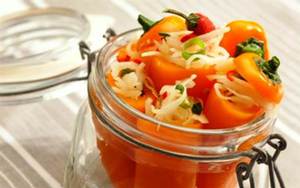 Перец фаршированный капустой - зимние заготовки
