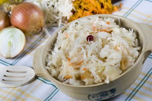 Капуста с хреном маринованная - рецепт