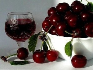 Наливка вишневая с медом - рецепт вкусного напитка