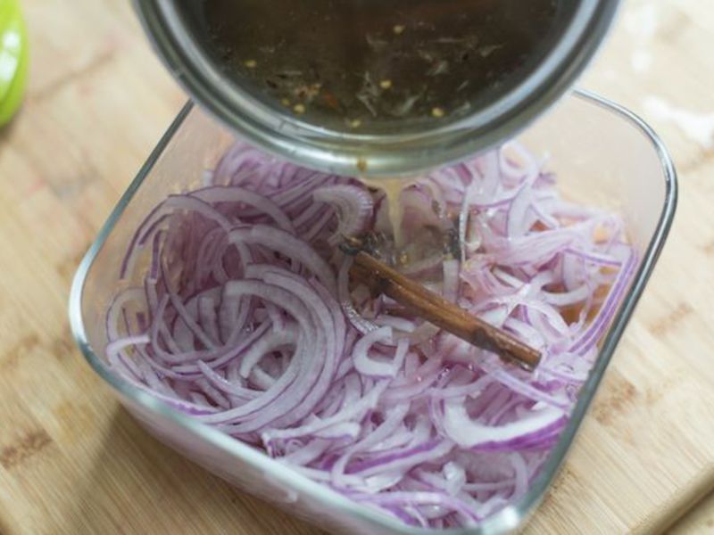 Маринованный лук рецепты Как правильно маринуют лук