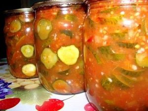 Маринованные огурцы с томатом