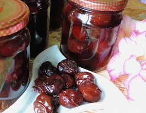 Маринованные сливы в банках - вкусные заготовки