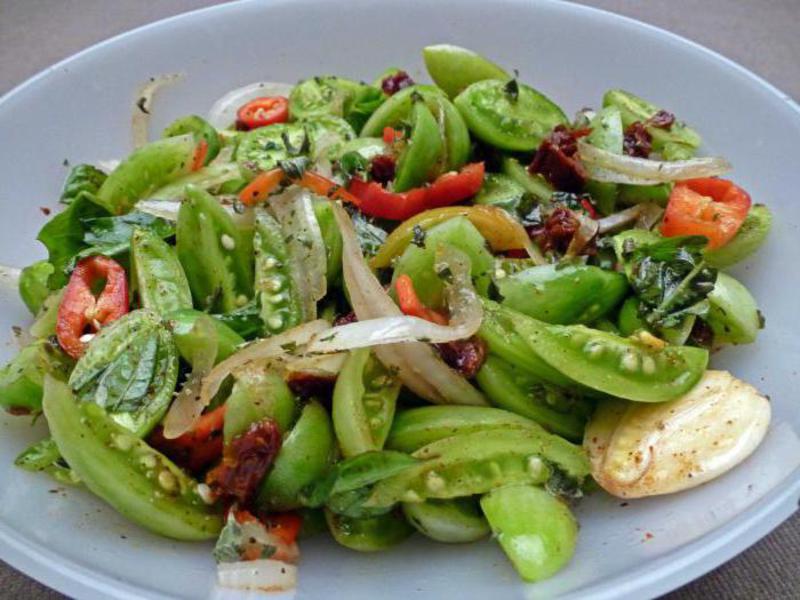 Донской салат на столе - зимние витамины Очень вкусный донской салат можно готовить летом и закрывать на зиму