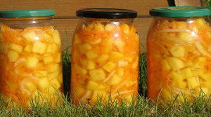Морковь и кабачки с ананасом: рецепт