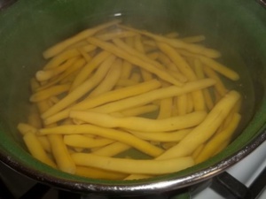 Какую фасоль маринуют