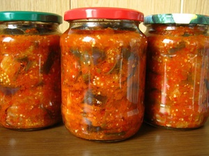 Лечо из кабачков с баклажанами и сладким перцем
