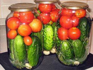 Маринование огурцов и помидоров