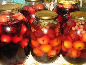 Как закрыть яблочный компот