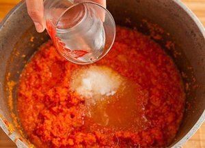 Как приготовить аджику на зиму
