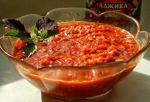 Горькая аджика из перца