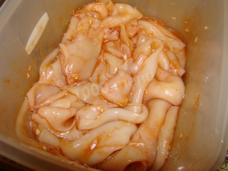 Маринованные тушки кальмаров