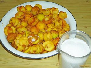Абрикосово -  яблочный джем и его приготовление