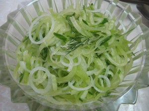Способ приготовления салата