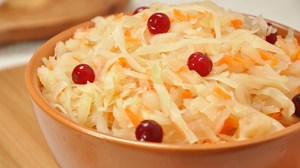 Квашеная капуста: простые рецепты