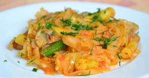 Варианты приготовления тушеной капусты в мультиварке  