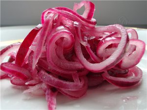 Маринованный лук шалот