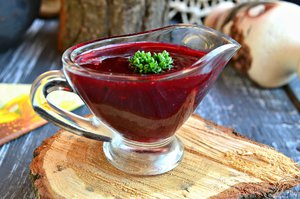 Соус к мясу из смородины