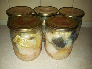 Консервированная скумбрия