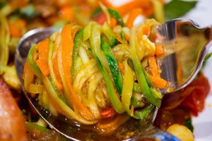 Легкий салат из кабачков