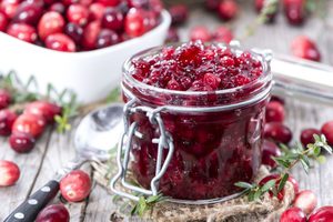 Клюква протертая с сахаром польза