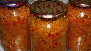Как на зиму закрыть в банки кабачковую икру