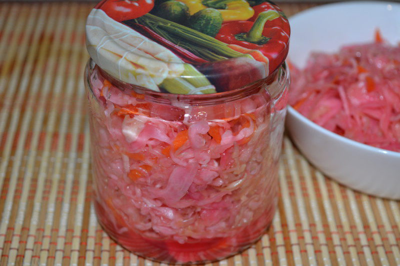 Розовая капустка