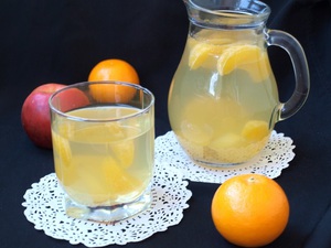 Компот из яблок сухих с мандарином