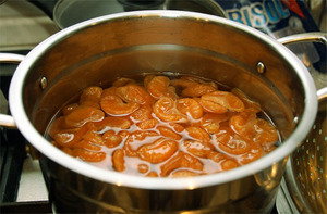 Лакомство из фруктовых долек