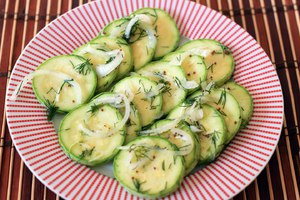 Легкая закуска с томатной пастой