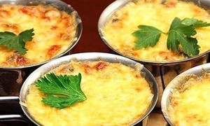 Жульен с рисом и яйцом